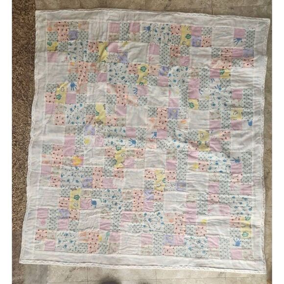 Soft flannel baby blanket. Homemade tied quilt - Picture 7 of 10